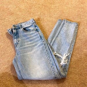 American Eagle Light Wash Distressed Mom Jeans
